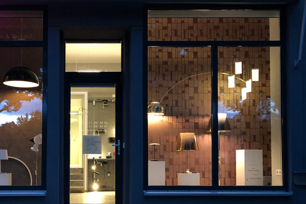 Projekte von PLUS - Interior Design Schaufenstergestaltung für Licht in Form in Dresden 2