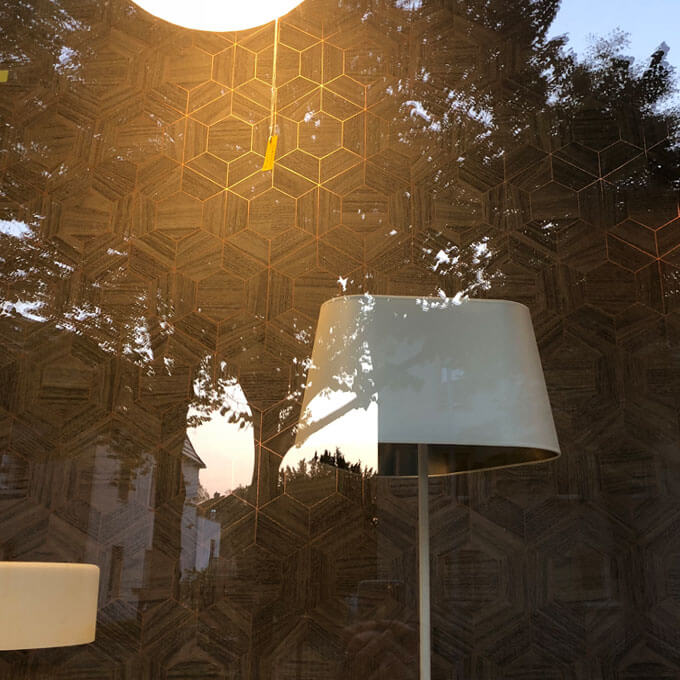 Projekte von PLUS - Interior Design Schaufenstergestaltung für Licht in Form in Dresden 10