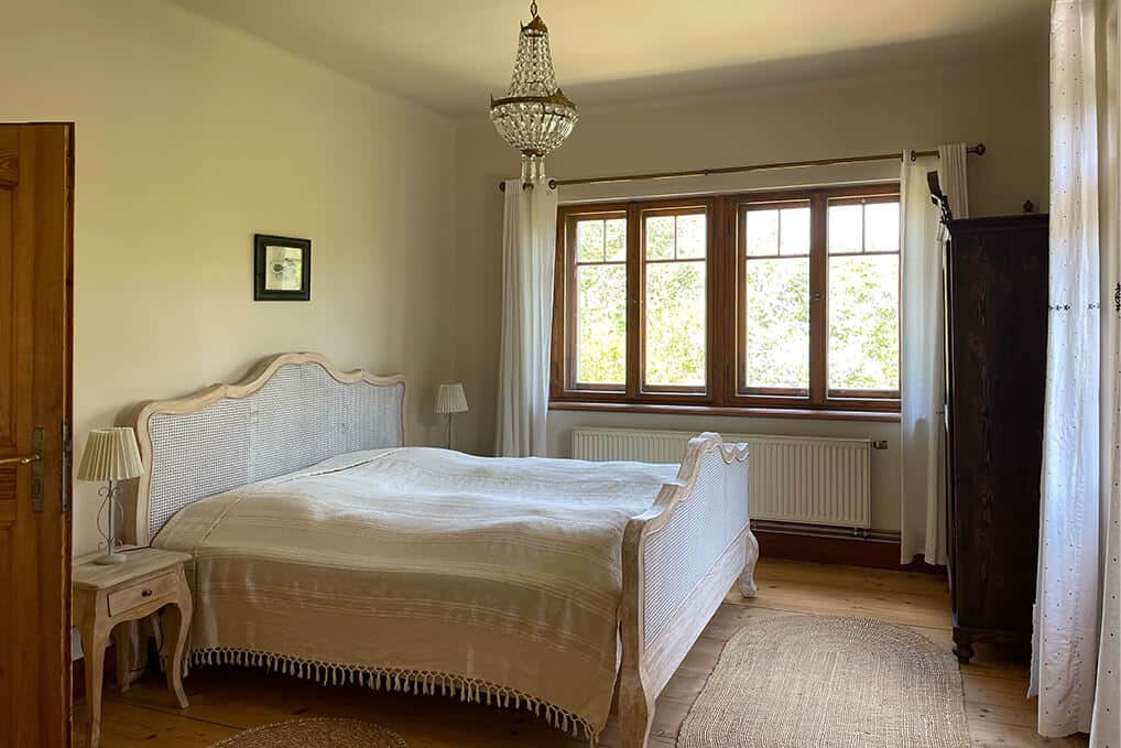 Projekte von PLUS - Interior Design | Ferienwohnungen Villa Sunnyside bei Pillnitz - Neugestaltung der Räume mit Farbe 30