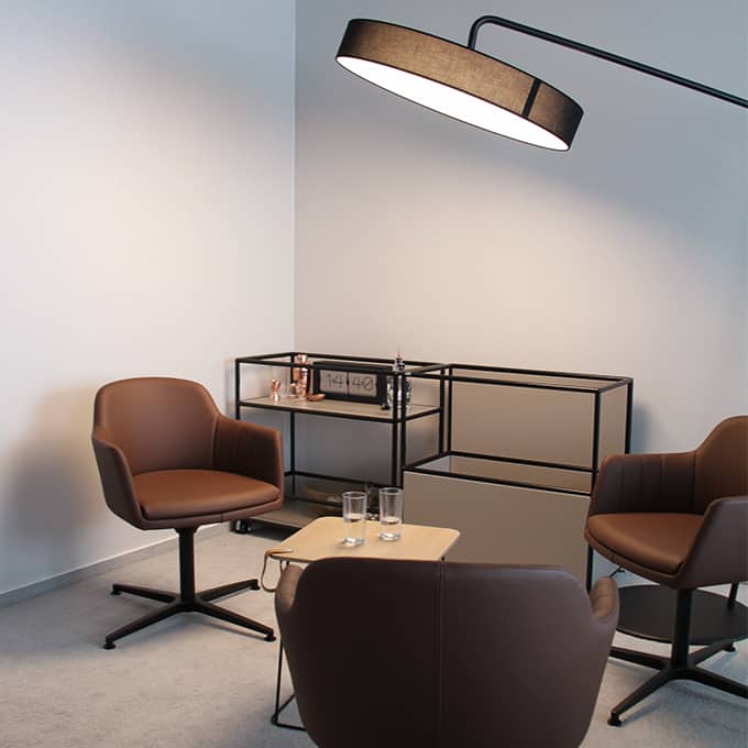 Projekte von PLUS - Interior Design | Neugestaltung Handelsverband Sachsen | Loungebereich 2